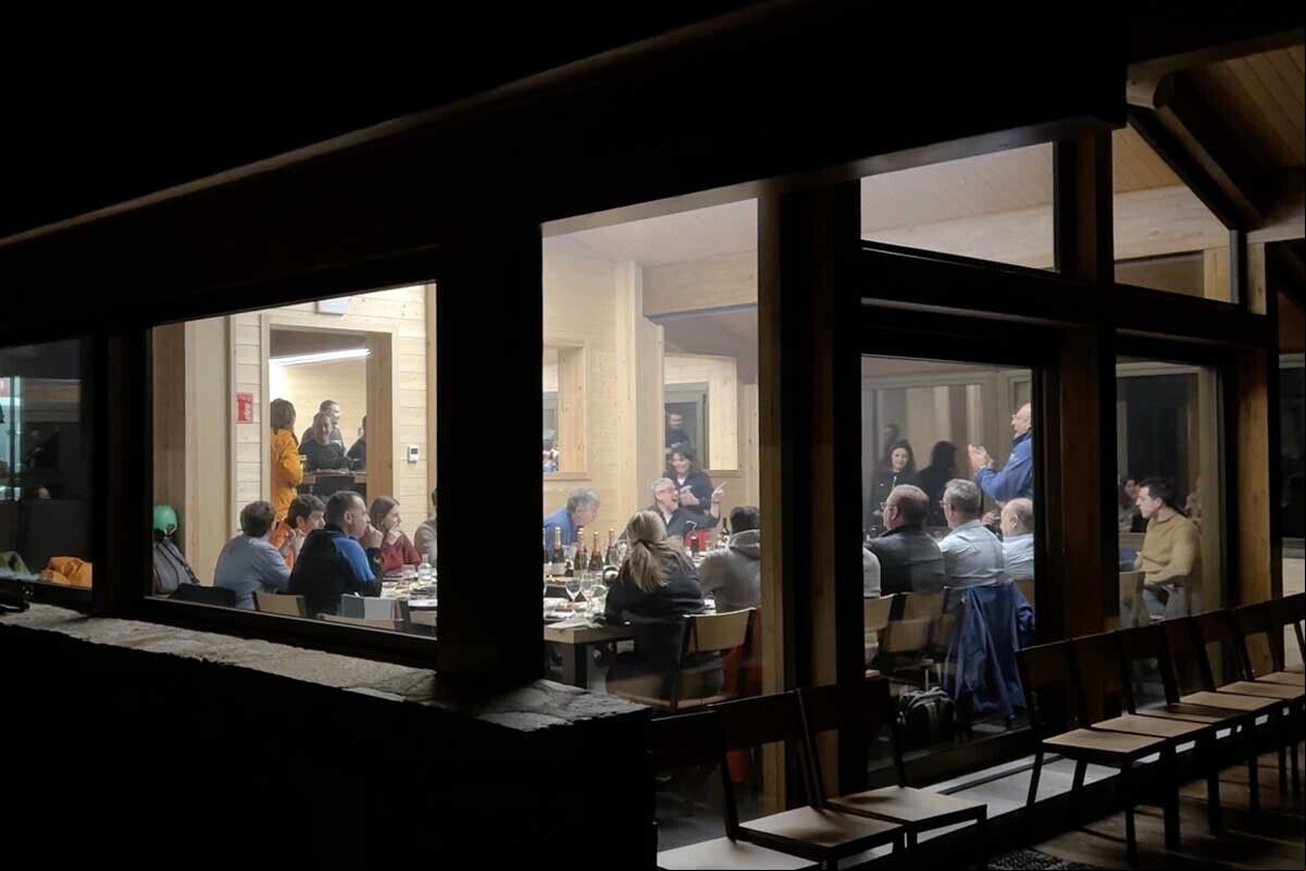 Cena en la Brasería Les Marmotes (Foto: IST).