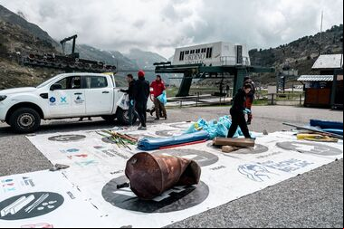 Casi 1,3 toneladas de deshechos recogidos en las estaciones de esquí de Andorra