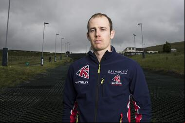 Se retira Dave Ryding: ganó en Kitzbüehel tras entrenar en pistas de esquí plásticas