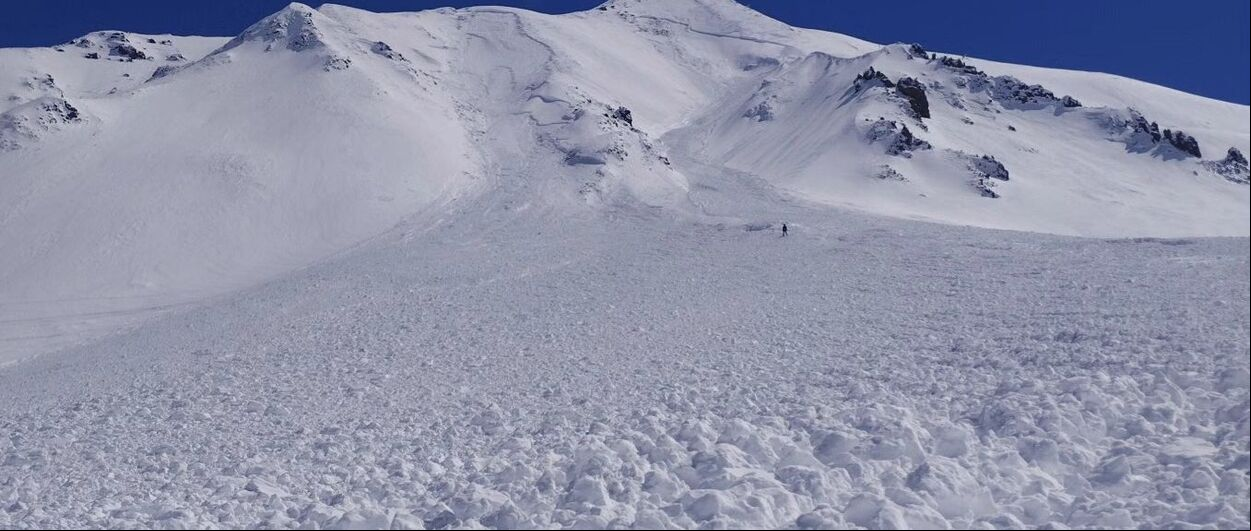 Fallece una catalana mientras hacía esquí de montaña en Georgia